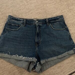 abercrombie and fitch mom shorts